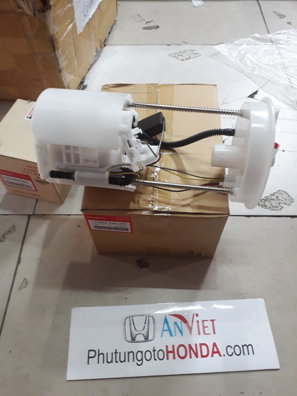 Cum mo to bom xang honda Civic